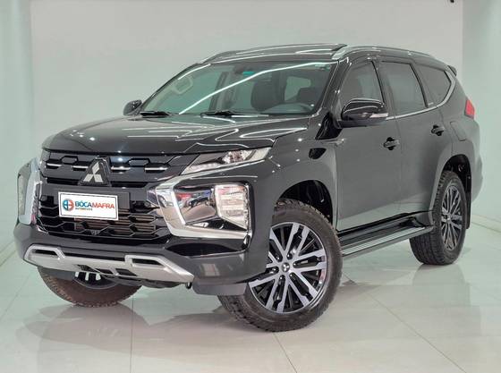 MITSUBISHI PAJERO SPORT 2.4 16V MIVEC TURBO DIESEL LEGEND AWD AUTOMÁTICO MITSUBISHI PAJERO SPORT 2.4 16V MIVEC TURBO DIESEL LEGEND AWD AUTOMÁTICO